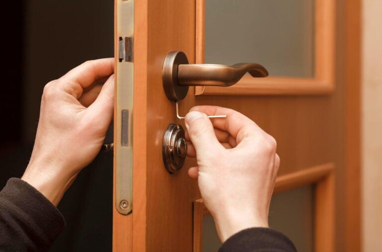 Home Lockout | Emergency Locksmith | Locksmith Brompton